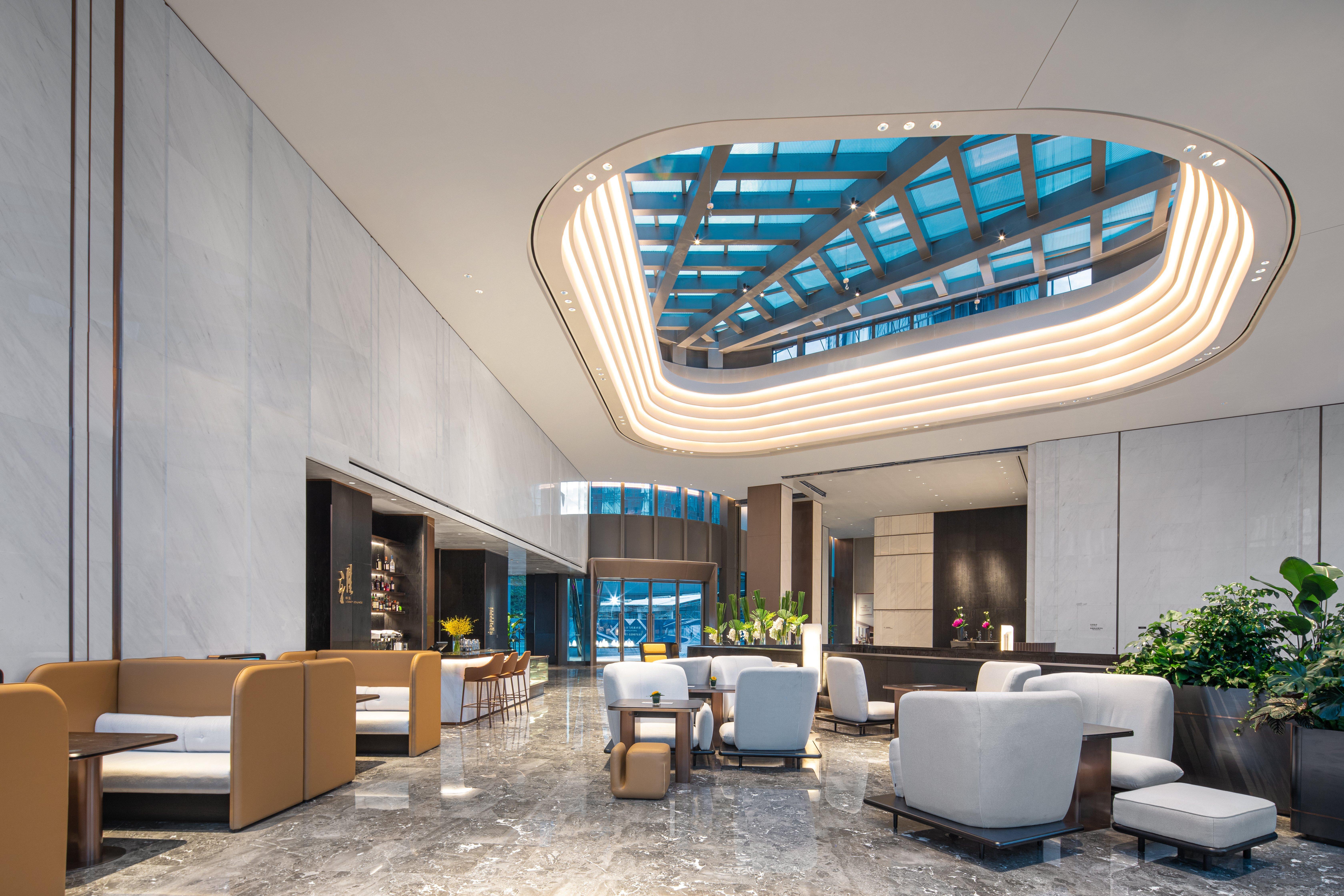 Crowne Plaza Hongqiao By Ihg 5*